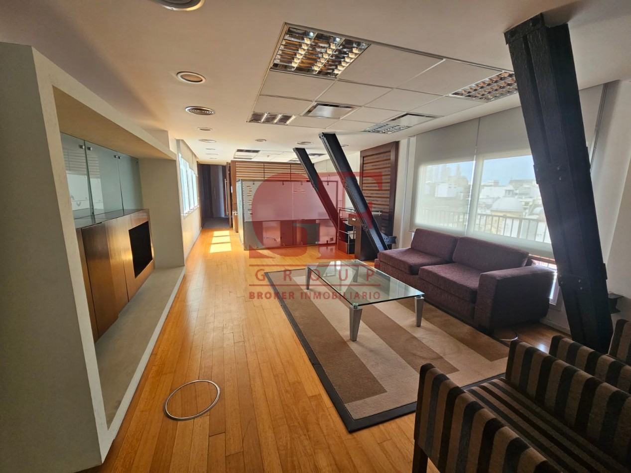 Emblematico e importante edificio  