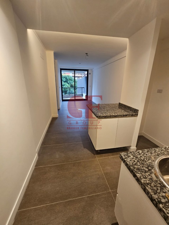 Hermoso 2 ambientes a estrenar con toilette de recepcion y dormitorio en suite con vestidor