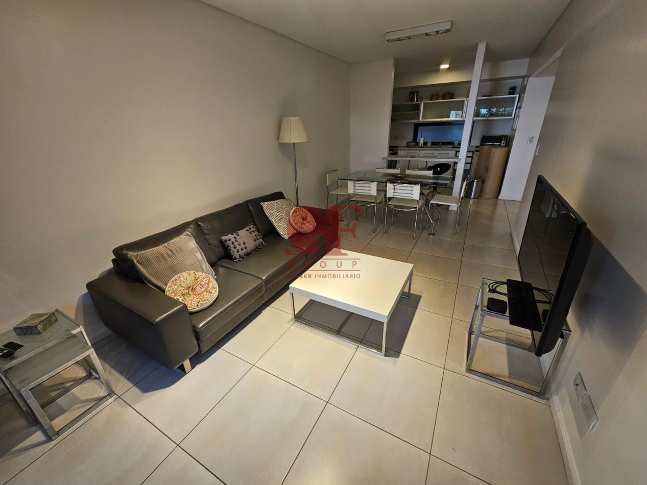 Espectacular Semipiso de 3 Ambientes con Cochera - AMUEBLADO