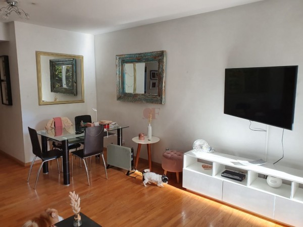 Ideal y Amplio Semipiso de 3 Ambientes con 2 Baños Completos y Amplio Patio