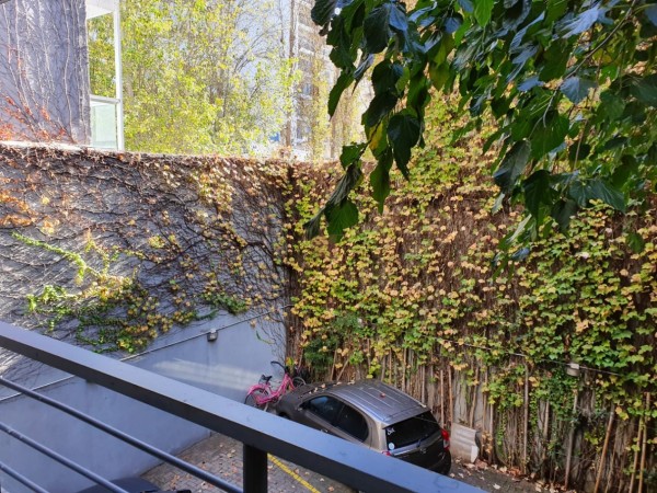 Ideal y Amplio Semipiso de 3 Ambientes con 2 Baños Completos y Amplio Patio