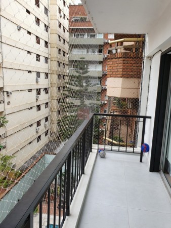 Impecable 3 Ambientes con Dependencia de Servicio - Cochera y Baulera