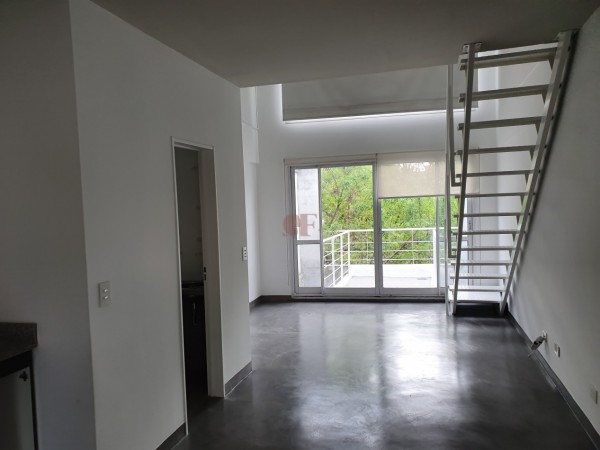 Duplex Super Luminoso con Terraza Propia en Exclusivo Barrio! Hecho a Nuevo!  CON RENTA ASEGURADA