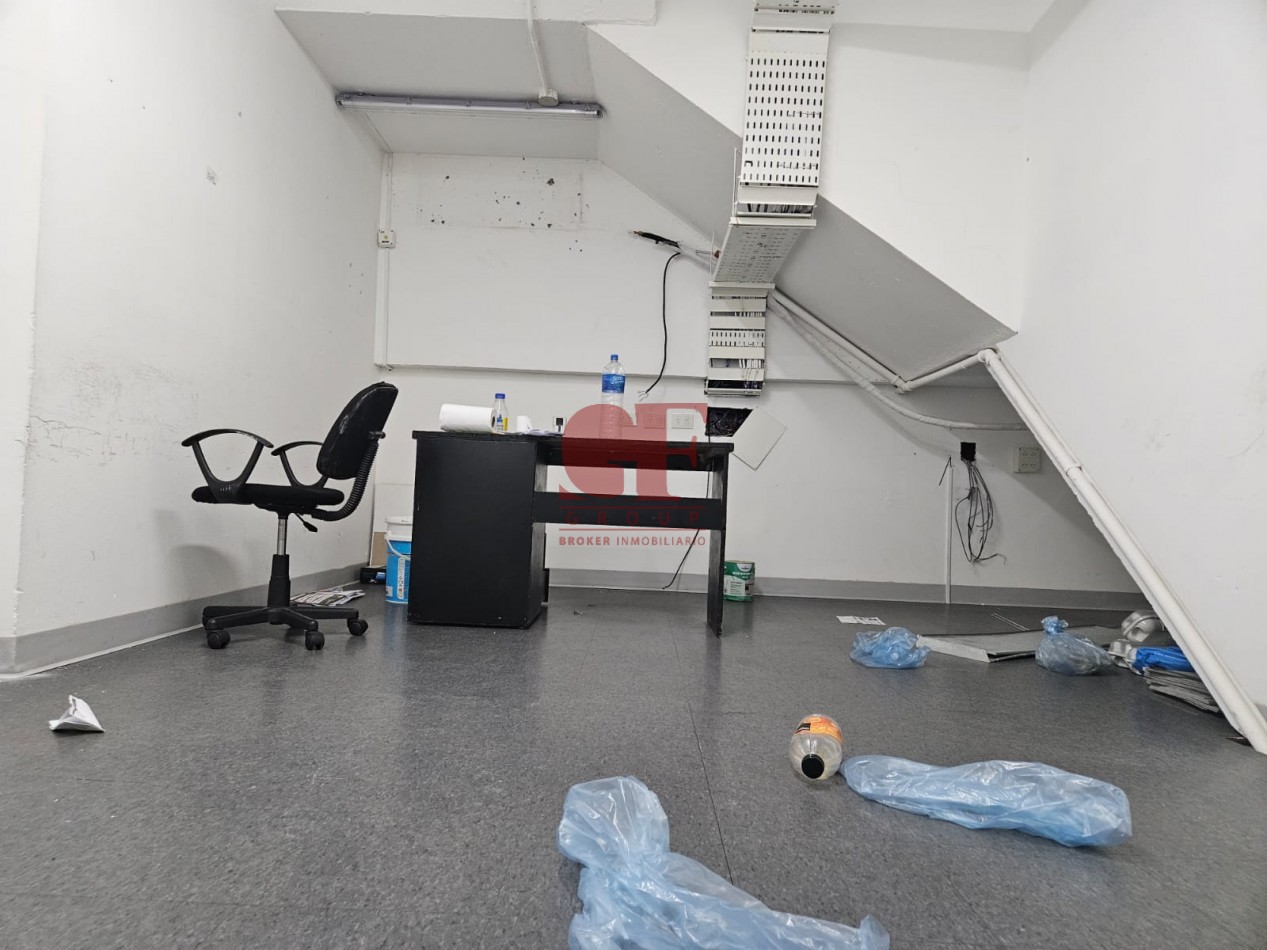 Excelente local en Av Monroe y av Cabildo