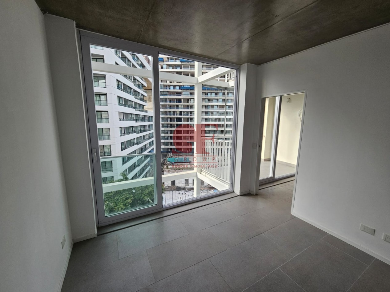 Hermoso 2 ambientes a estrenar con toilette de recepcion y dormitorio en suite . 60 metros totales