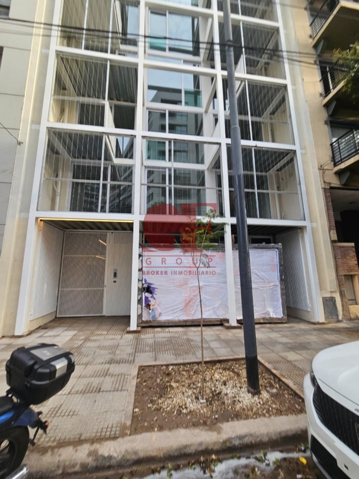 Hermoso 2 ambientes a estrenar con toilette de recepcion y dormitorio en suite . 60 metros totales