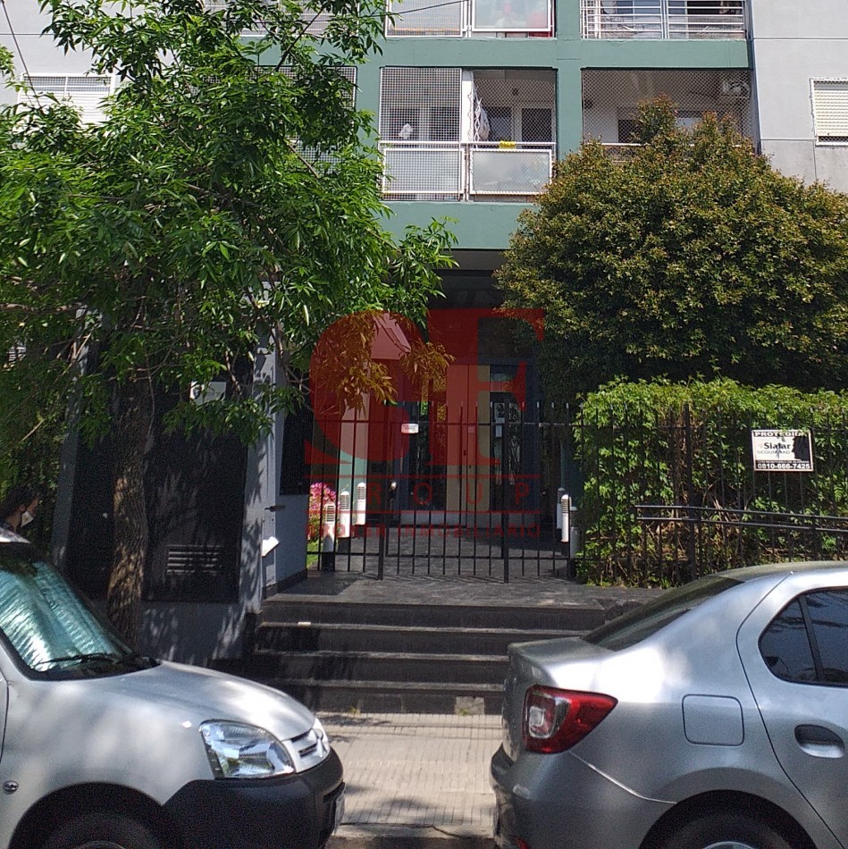 Hermoso 3 Ambientes con cochera fija, Super Luminoso en Torre con Pileta! 