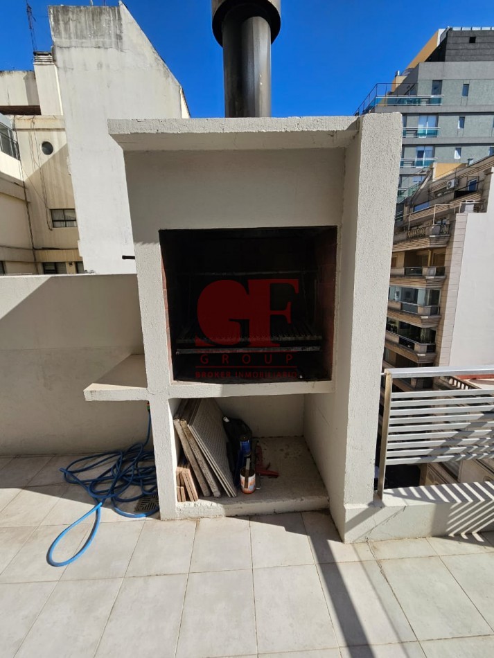 ESPECTACULAR Dos ambientes mas escritorio  con  balcon aterrazado con  QUINCHO y PARRILLA propia