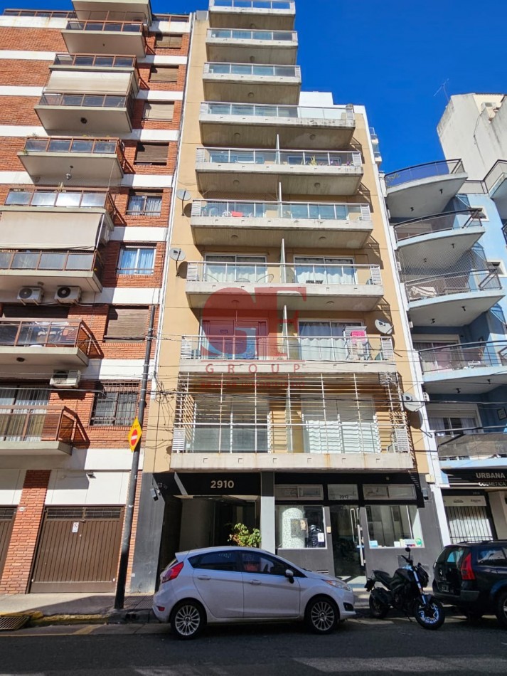 ESPECTACULAR Dos ambientes mas escritorio  con  balcon aterrazado con  QUINCHO y PARRILLA propia