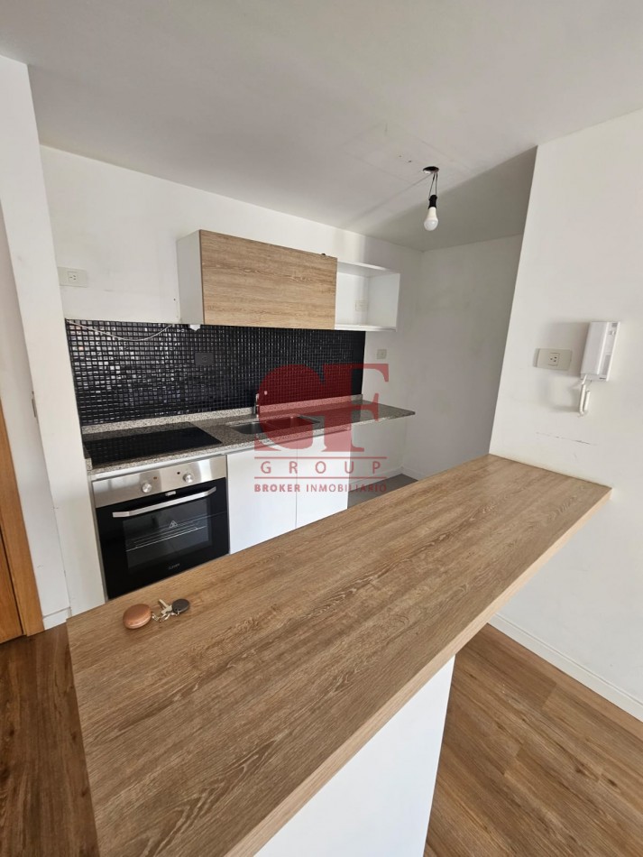 Hermoso 2 ambientes en edificio de CATEGORIA / La Palmera de Villa Crespo
