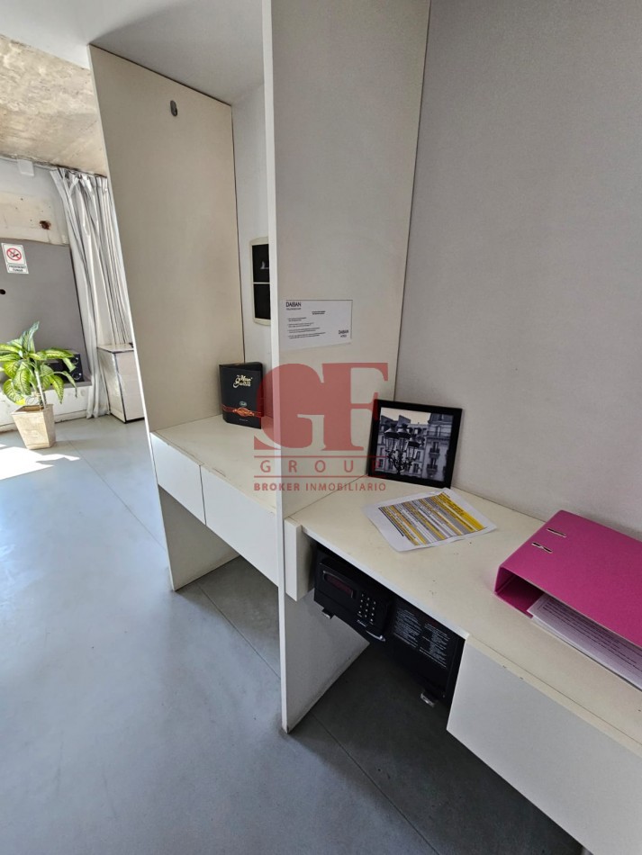 Edificio de 1050 metros totales mas lote de 8,56 x 27 ( en lote se pueden desarrollar 1150 metros de venta )