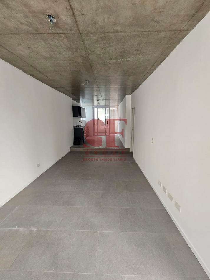 Hermoso 2 ambientes a estrenar con toilette de recepcion y dormitorio en suite . 60 metros totales