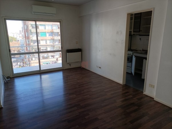 Hermoso 2 Ambientes, Super Luminoso en Torre con Pileta! con renta asegurada