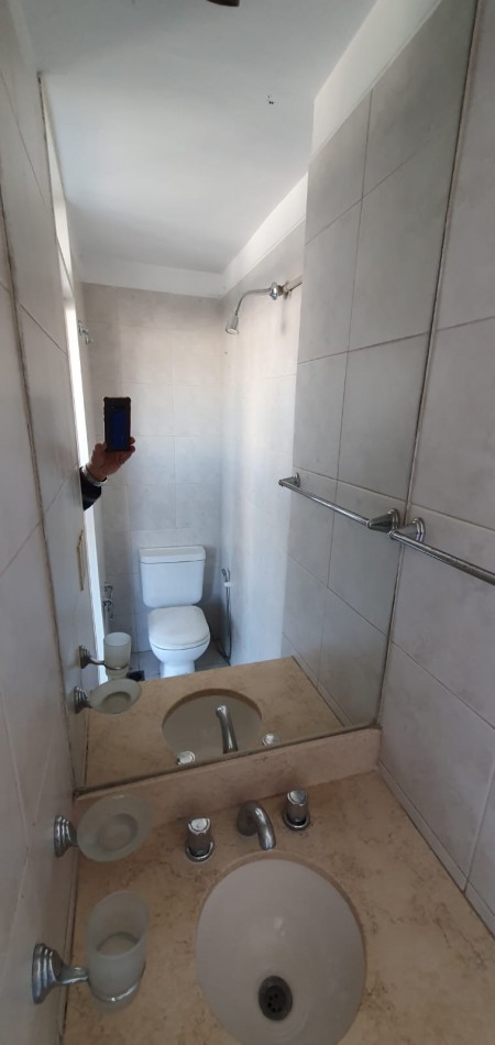 Semipiso  en Duplex con Terraza y Parrilla propia - Dos Dormitorios cochera y baulera