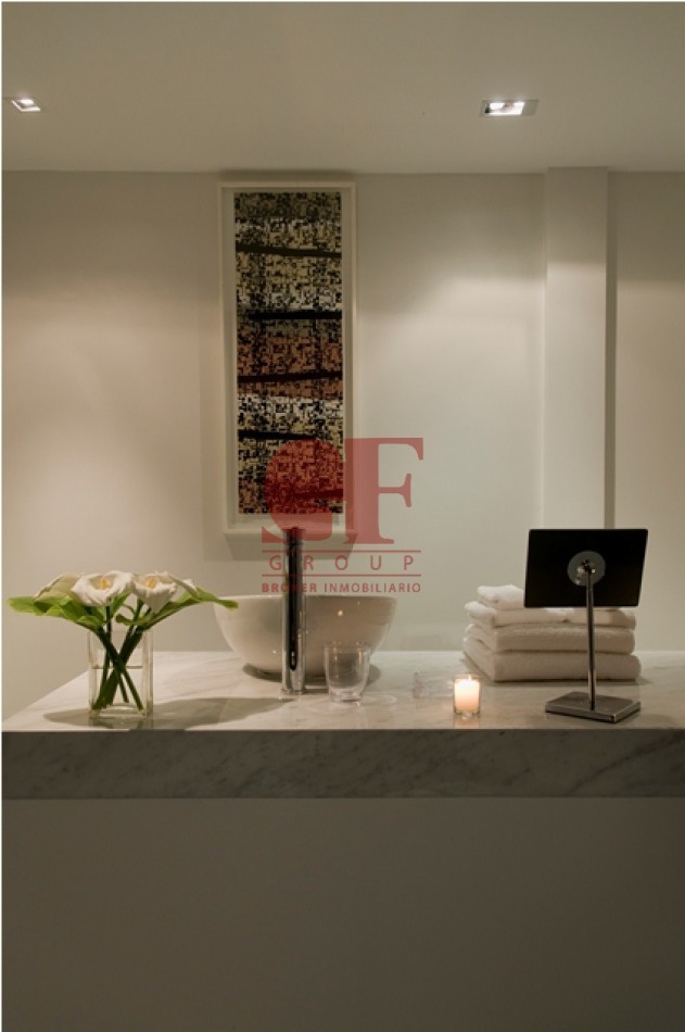 Excelente edificio en el corazon de Palermo con gran lote para estacionamiento!!!!