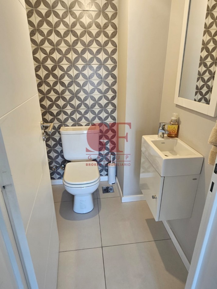 Hermoso 2 ambientes con cochera fija cubierta en edificio de CATEGORIA / La Palmera de Villa Crespo