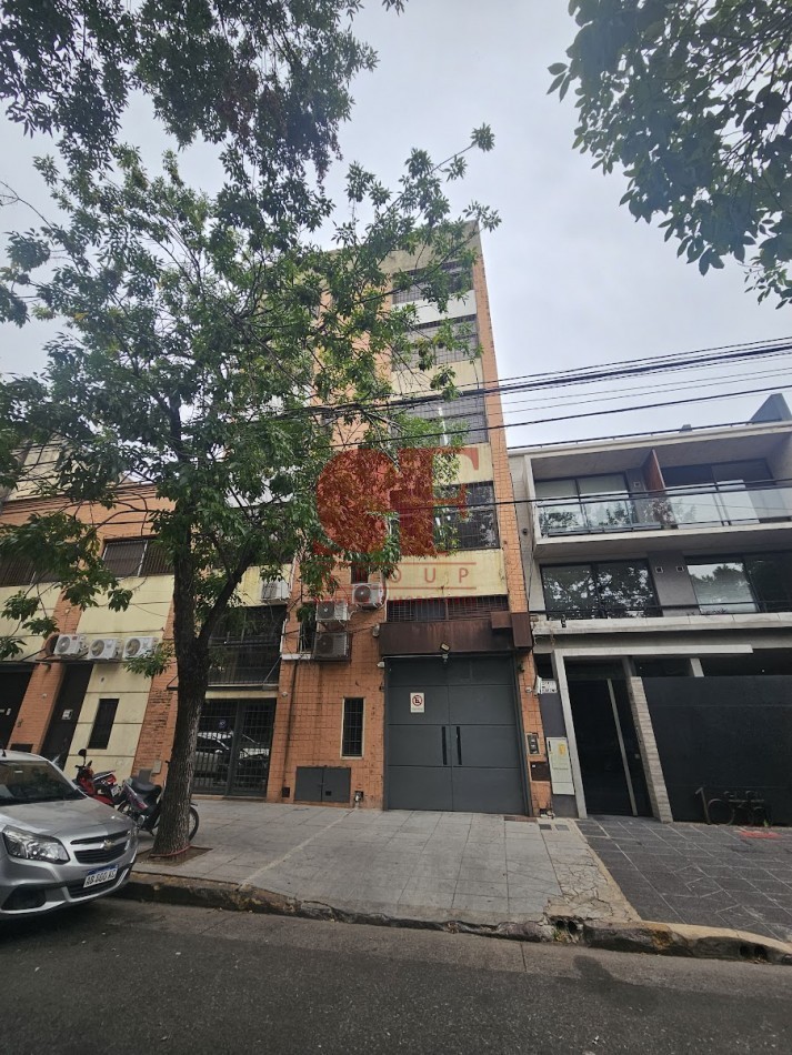 Edificio / Deposito  con 1600 metros totales en 4 plantas pleno Caballito