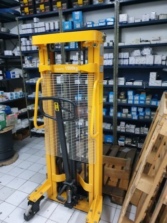 Fondo de Comercio - Empresa de Venta, Comercializacion y Asesoramiento de Materiales Electricos