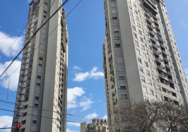 Espectacular y Amplio 4 Ambientes en Piso Super Alto! abastoDepartamento