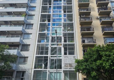 Hermoso 2 ambientes a estrenar con toilette de recepcion y dormitorio en suite . 60 metros totales